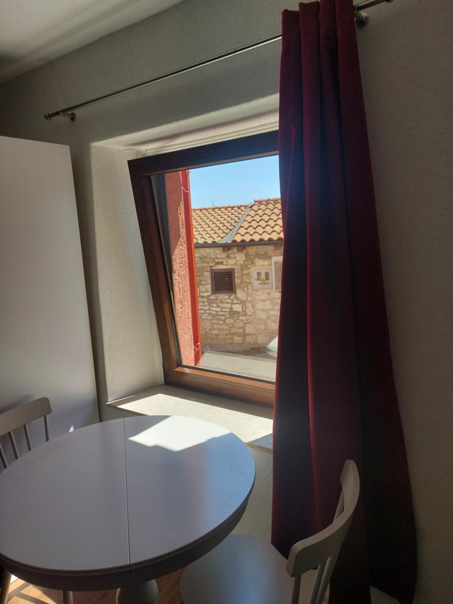 Studio Sea And The City Rovinj Bagian luar foto