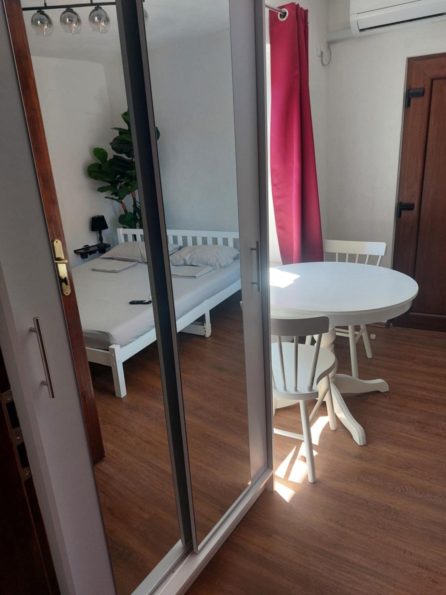 Studio Sea And The City Rovinj Bagian luar foto