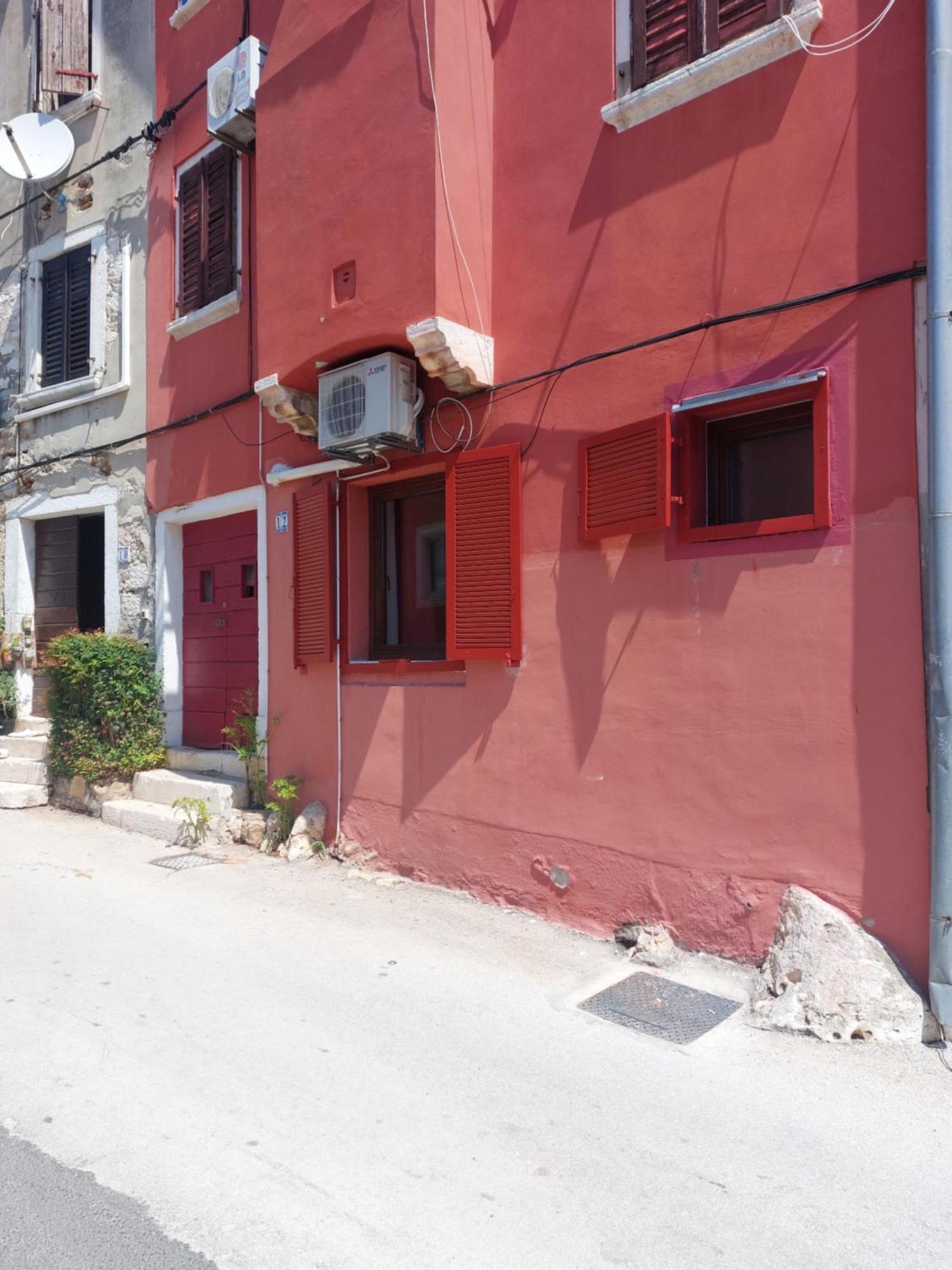 Studio Sea And The City Rovinj Bagian luar foto